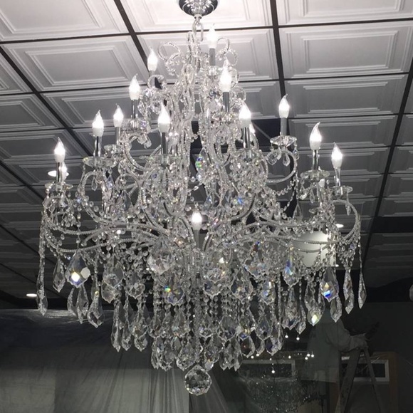 Light Crystal Chandelier - Picture 2 of 3